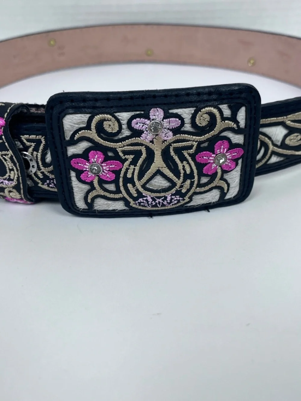Women's Western Cowgirl Leather Belt withEmbroidered HorseShoe Floral Pattern 36
